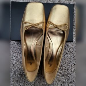 Gold Leather Ballet flat with Block Heel